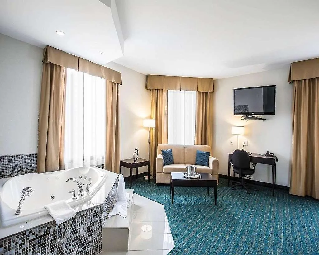 Comfort Hotel Bayer'S Lake Halifax