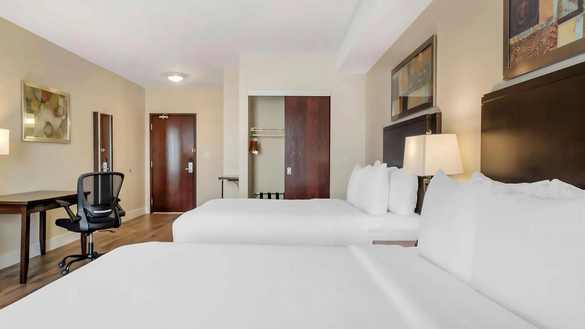 Comfort Hotel Bayer'S Lake Halifax 4*,
